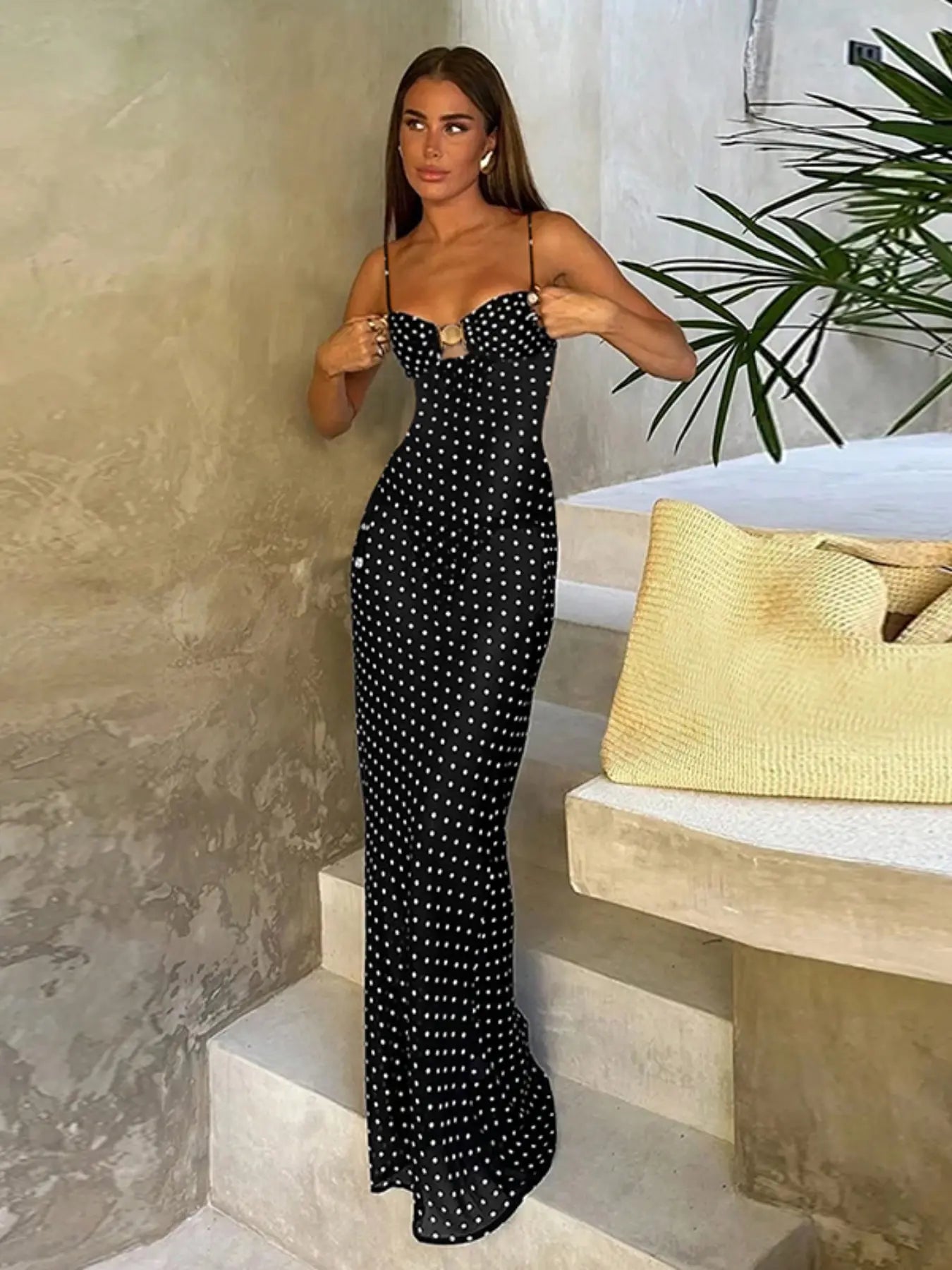 Chic Polka Dot Strap Dress - Your Go-To Summer Elegance for Beach Parties and Casual Outings