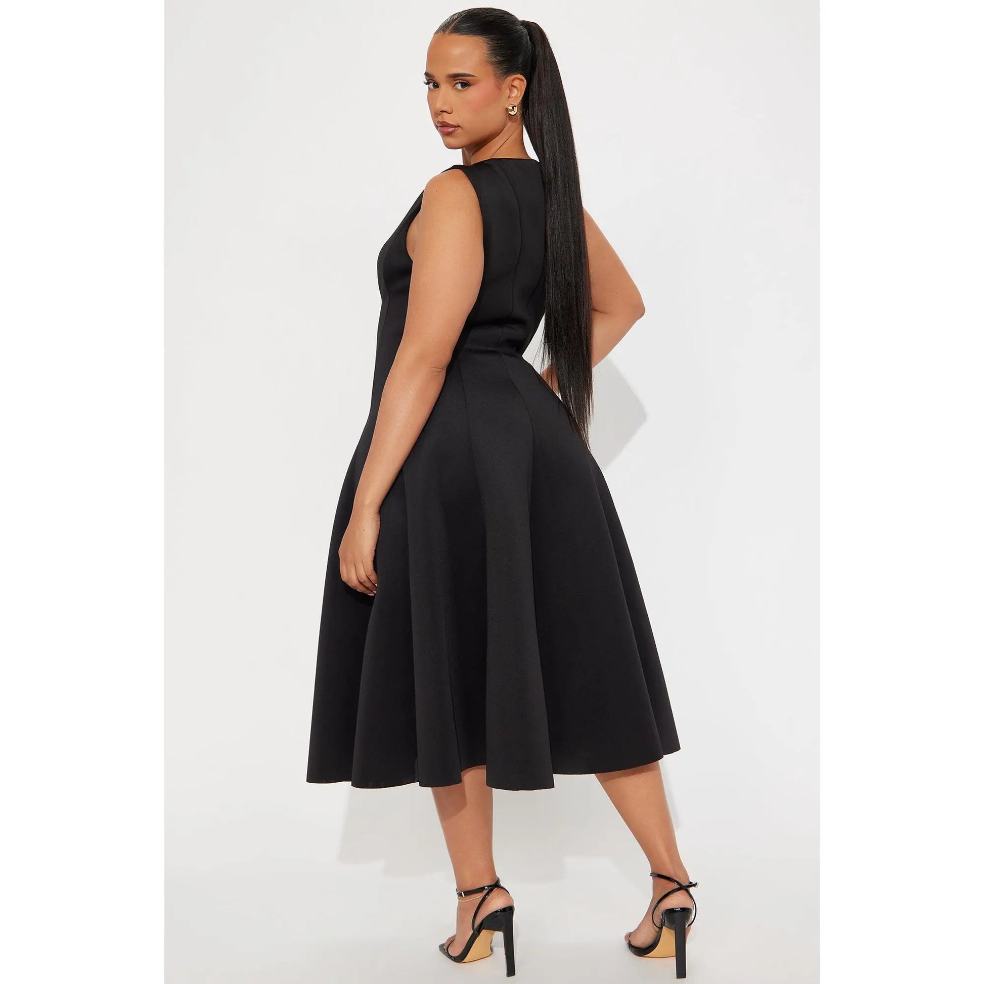 Sweet Sunday Pleated Midi Dress - Black
