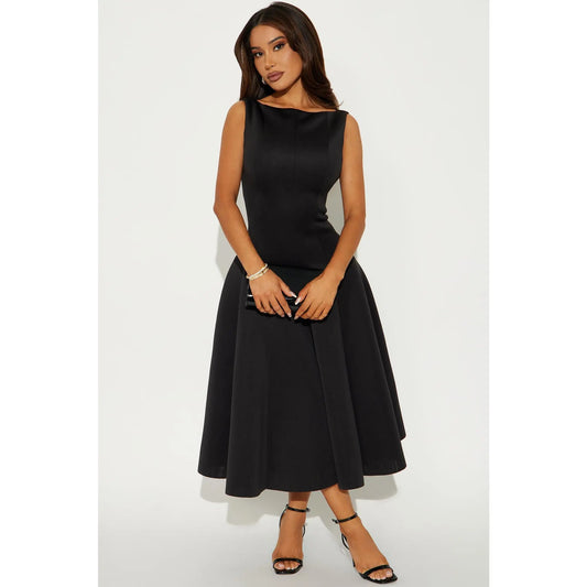 Sweet Sunday Pleated Midi Dress - Black