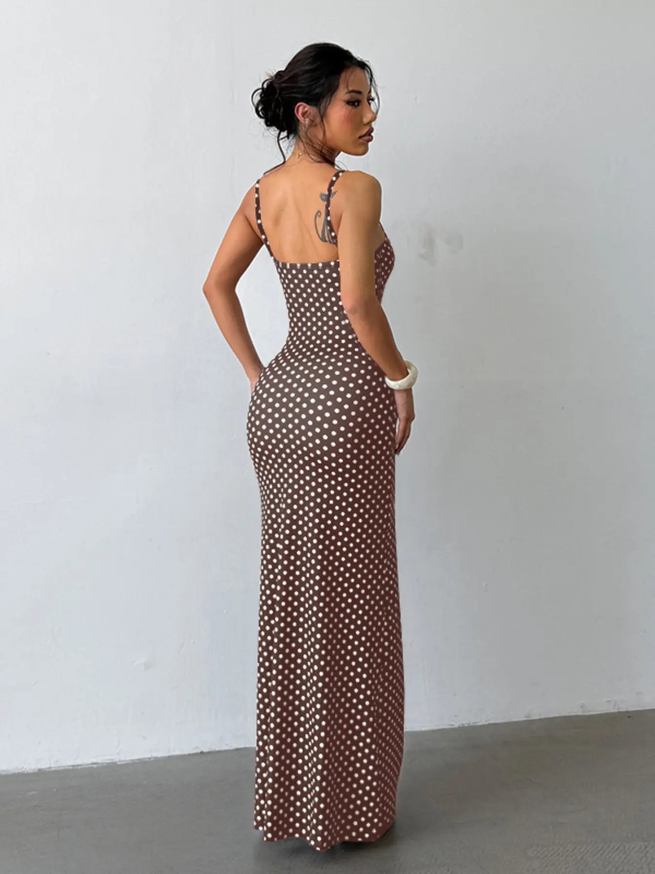 Chic Polka Dot Strap Dress - Your Go-To Summer Elegance for Beach Parties and Casual Outings