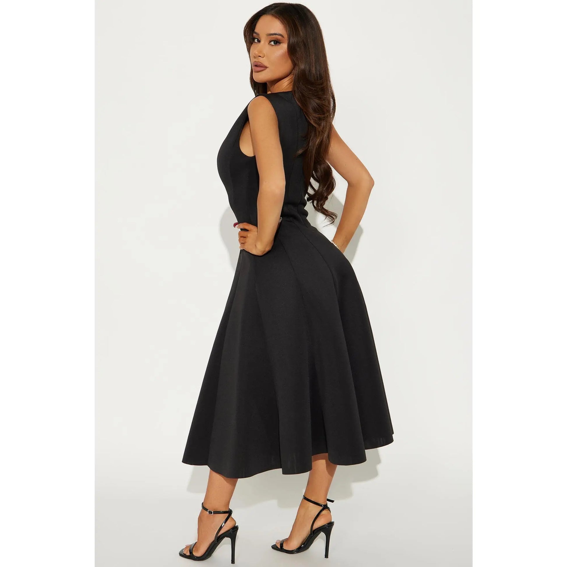 Sweet Sunday Pleated Midi Dress - Black